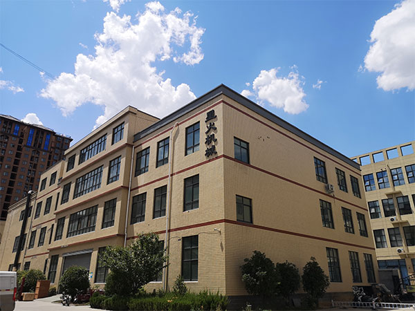 全自動(dòng)沙棘原漿包裝機(jī)廠家展示